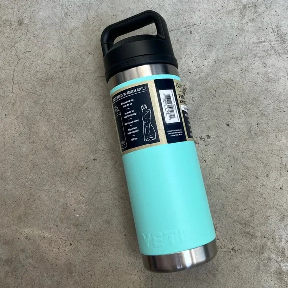 NWT YETI 🧊 18oz Water bottle thermos with chug opening insulated Seafoam green - Picture 3 of 7